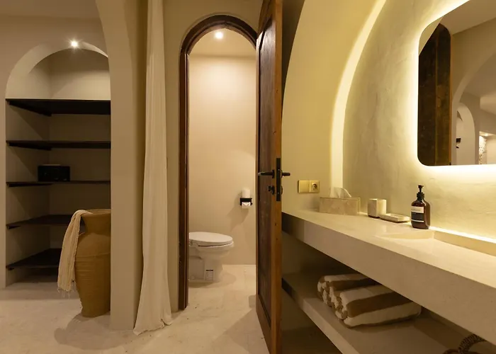 Sawa 1 Romantic Reatreat Pererenan By Orivista Villa *