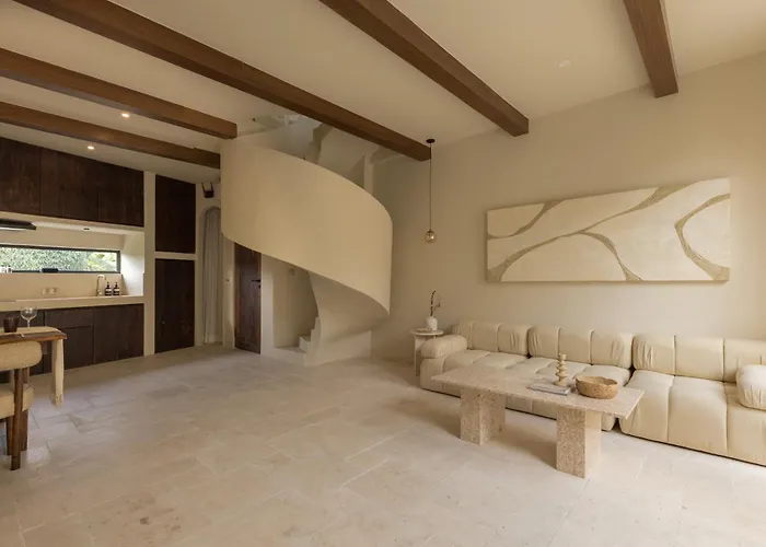 Sawa 1 Romantic Reatreat Pererenan By Orivista Villa